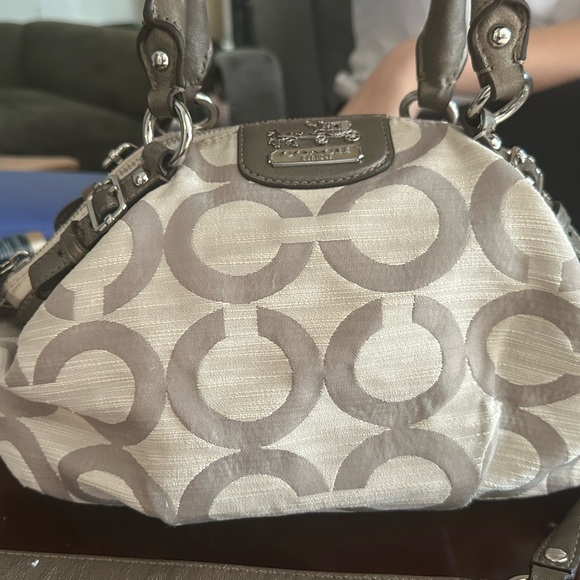 Coach Madison B1182-17000 Khaki Satchel Bag - Picture 10 of 11